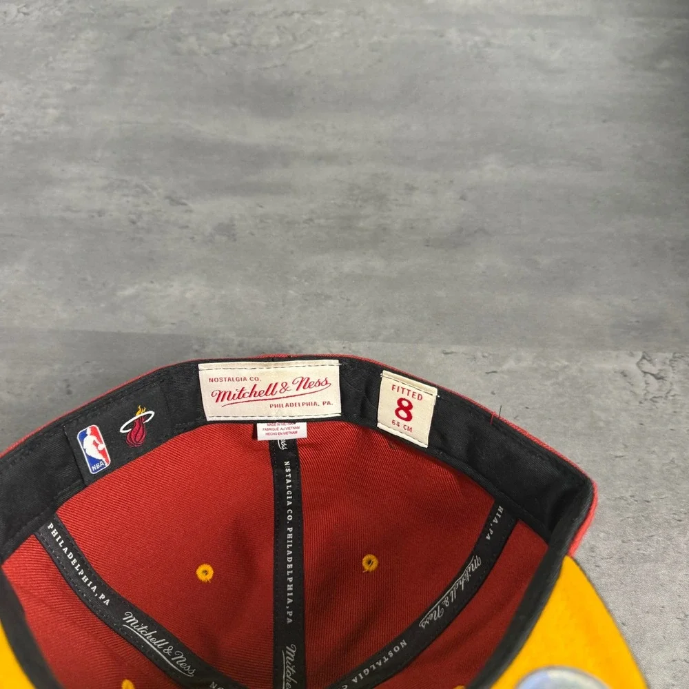 Mitchell & Ness Miami Heat Hat 8 Red Black Fitted NBA Flat‎ Brim Cap Wool Blend